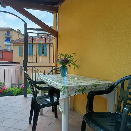 Apartamento Borghetto San Donato 105 *