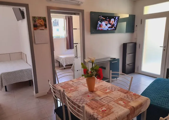 Borghetto San Donato 105 Apartmán
